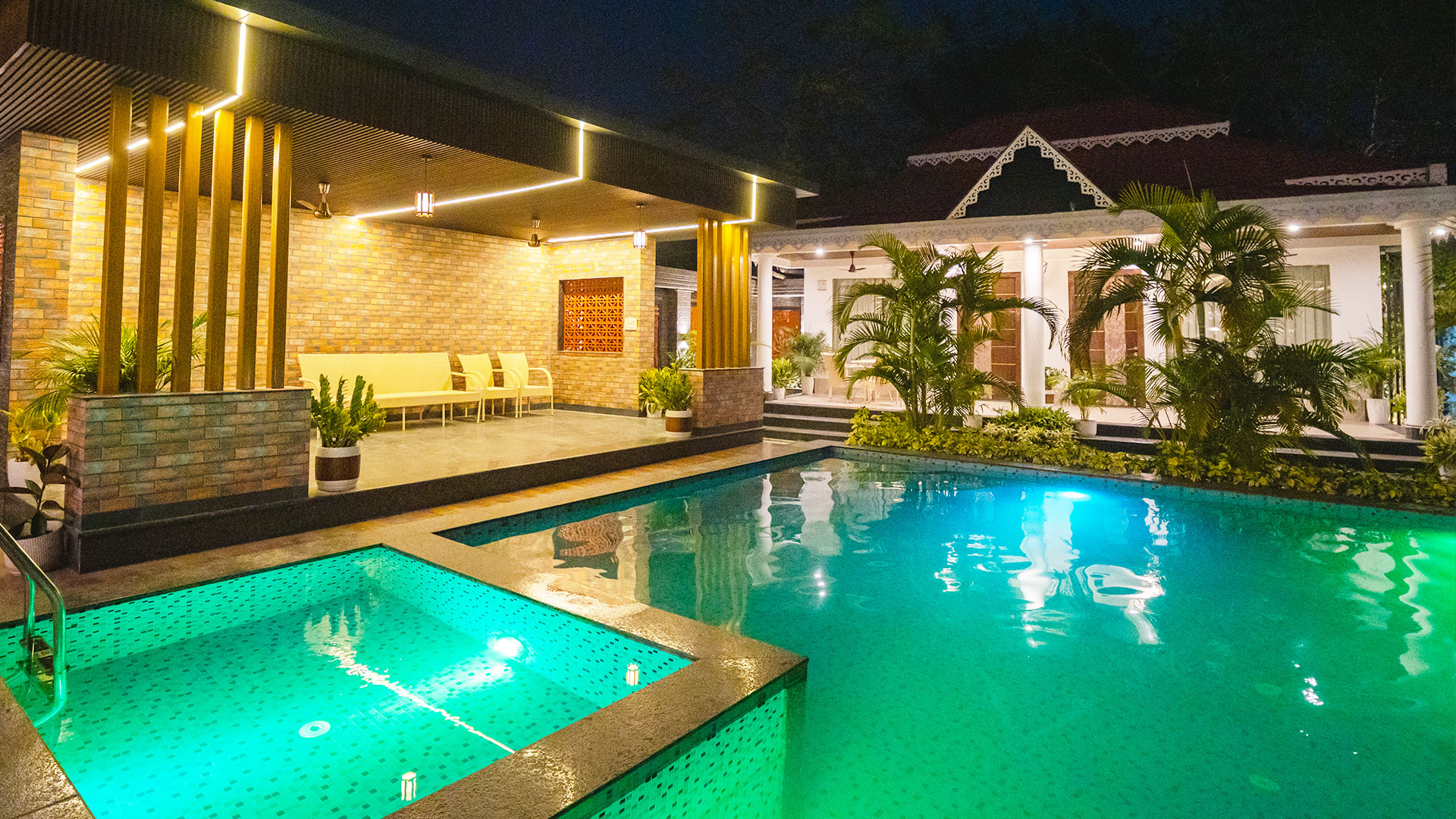 Poolside Luxury Awaits