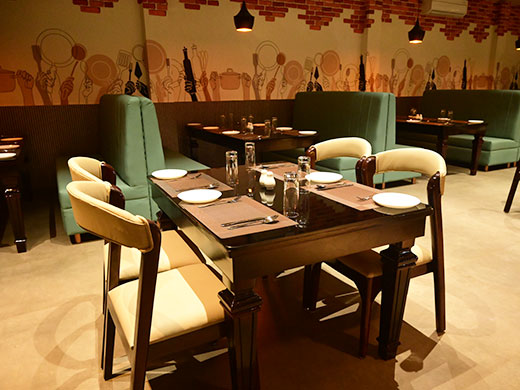Comfortable Dining Ambience